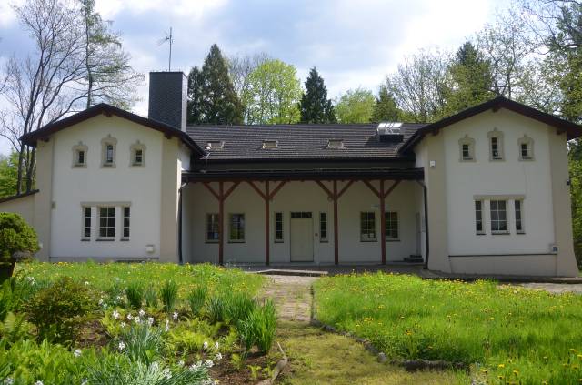 Dwór Dembińskich w Babicach